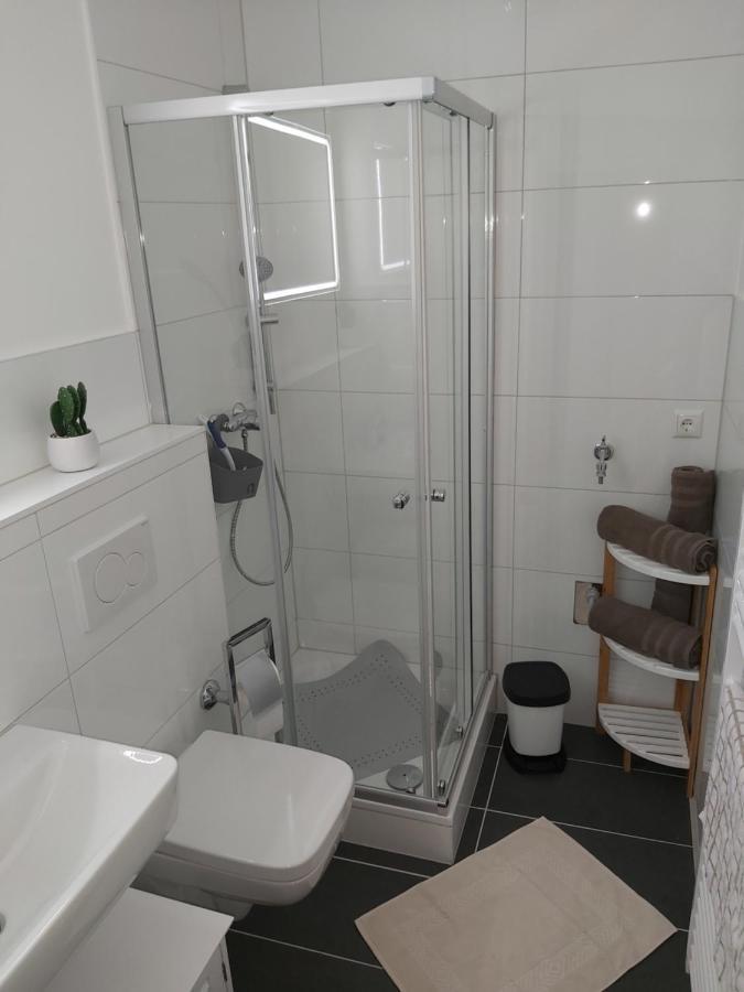Apartment Am Park Duisburgo Esterno foto